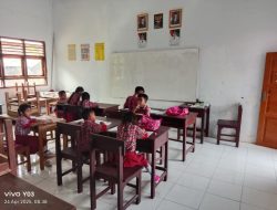 Ruang kelas tidak ada guru