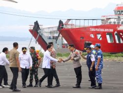 Polresta Banyuwangi Siagakan Personil dalam Kunker Wapres Gibran di Banyuwangi, Tinjau Penanganan Laka Laut KMP Tunu Pratama Jaya