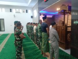Anggota Kodim 0825/Banyuwangi Laksanakan Shalat Gaib untuk Korban KMP Tunu Pratama Jaya
