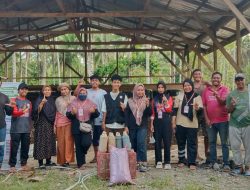 koperasi tani bersatu milenial obi, mahasiswa kkn unhas, dan csr harita nikel produksi starter padat & cair untuk pupuk alami