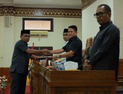 Plt Sekda Aceh Barat Hadiri Rapat Paripurna DPRK
