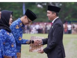 Bupati Ogan Ilir Panca Wijaya Akbar Lantik 1.236 PPPK