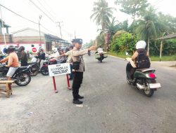 Polres Langkat Laksanakan Pengamanan di SPBU Ulu Brayun Ara Condong untuk Pastikan Kelancaran Arus Lalu Lintas