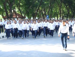 Komandan Lanal Bandung Ikuti Olahraga Bersama KASAL Dalam Rangka HUT Armada RI Tahun 2025
