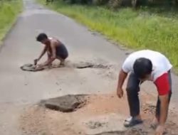 Warga Kacung–Baginda Perbaiki Jalan Kabupaten Secara Swadaya, Soroti Minimnya Perhatian Pemerintah