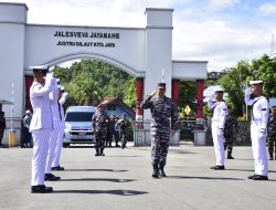 Wakasal Tinjau Fasilitas Strategis Kodaeral X, Perkuat Kesiapan TNI AL Diujung Timur NKRI