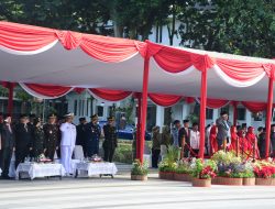 Komandan Lanal Bandung Hadiri Upacara Peringatan Hari Bela Negara Ke-77 Tahun 2025 Tingkat Kota Bandung