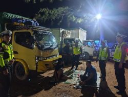 Polisi Pantau Arus Pelabuhan Tanjung Kalian, Penyeberangan Nataru Berjalan Lancar di Bangka Barat