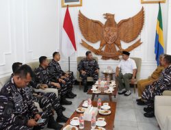 Komandan Lanal Bandung Dampingi Dankodaeral III Laksanakan Kunjungan Kerja Ke Pangdam III/Siliwangi dan Walikota Bandung