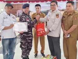 Danposal Mukomuko Lanal Bengkulu Salurkan Bantuan Kemanusiaan Ke Daerah Terdampak Bencana di Sumatera Barat