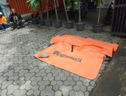 Di Duga Serangan Jantung Petugas Kebersihan Dinas Lingkungan Hidup (DLH) Rayon 1 Surabaya Selatan Meninggal Mendadak