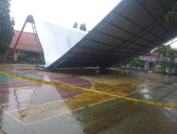 Ambruknya Autdoor sekolahan SMA Negri 1 Susukan, Kab.Cirebon