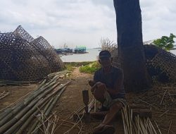 Nelayan Melawan Arus, Negara Membuka Tambang: Meniti Konflik di Laut Kampung Tanjung Mentok.