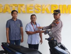 Hasil Ungkap Curanmor, Polsek Pamekasan Kembalikan Motor kepada Pemiliknya