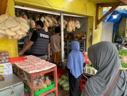Jelang Ramadhan, Satgas Pangan Polres Pamekasan Pastikan Stok Bapokting di Pasar Gaden Aman dan Stabil