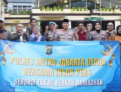 Polres Metro Jakarta Utara bersama Insan Pers Berbagi Takjil, Perkuat Sinergi di Bulan Ramadhan