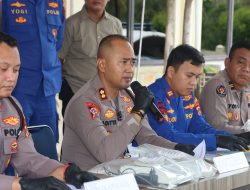Konferensi Pers Pengungkapan Penyelundupan Timah, Kapolres Bangka Barat Soroti Potensi Tanah Jarang