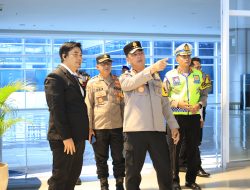Kapolda Babel Pantau Pos Pengamanan di Bandara-Pelabuhan, Pastikan Pelayanan Mudik Aman