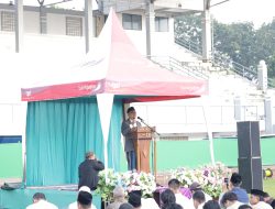 Ribuan Umat Moslem Padati Stadion Semeru Lumajang Laksanakan Sholat Iedul Fitri 1447 H/2026 M