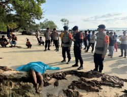 BREAKING NEWS : Tim SAR Brimob Polda Babel Evakuasi Temuan Mayat Tanpa Identitas Di Pantai Kepala Dua Desa Tanjung Gunung
