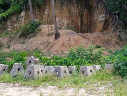 Laut Dikeruk, Hidup Tercekik: Nelayan Tempilang Melawan Reklamasi Palsu