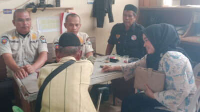 Tertibkan Kawasan Meulaboh, Satpol PP dan Warga Aceh Barat Amankan Pengemis Asal Luar Daerah